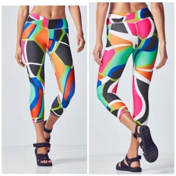 Fabletics Winn Powerhold Cropped Leggings - Picture 1 of 7